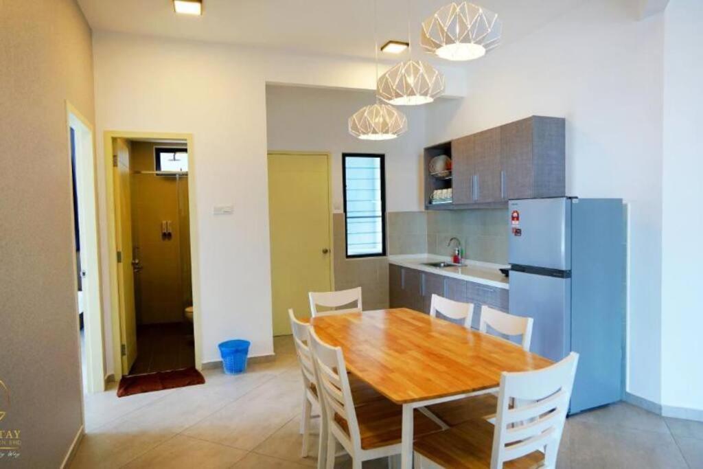 Ferienwohnung Cozy Haven Atlantis With Large Swimming Pool Malacca Exterior foto